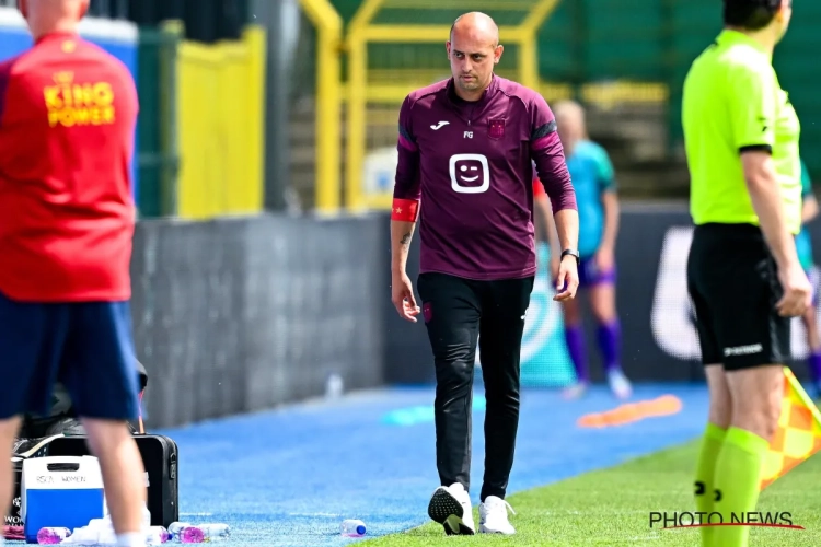 Anderlecht-coach Goreishvand in zak en as na verloren titel: "Misschien eerst zelf mijn conclusies trekken"