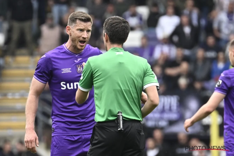 Wesley Sonck spreekt klare taal over tweede gele kaart voor Jan Vertonghen