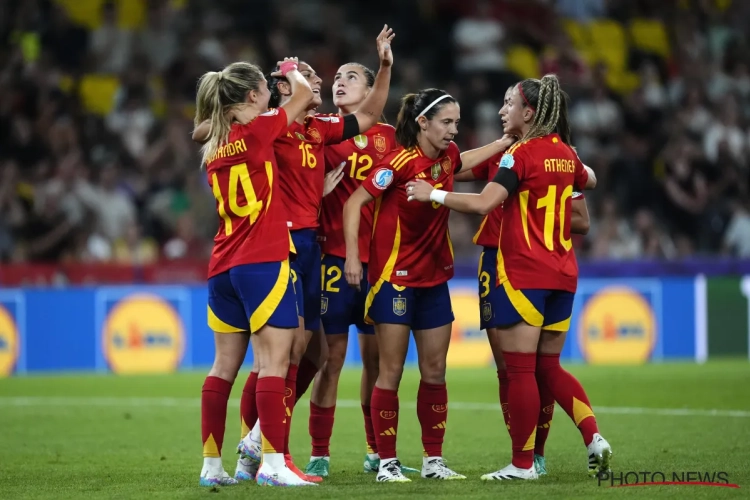 Wereldkampioen Spanje maakt heel wat indruk tegen Portugal en zet titelambities kracht bij