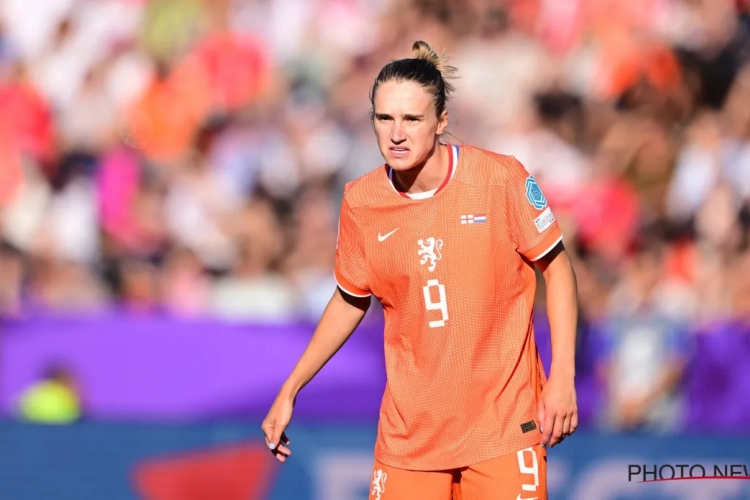 🎥 De foutgelopen viering van Miedema, dansen op Snollebollekes en de 'poppenkast' van Jonker