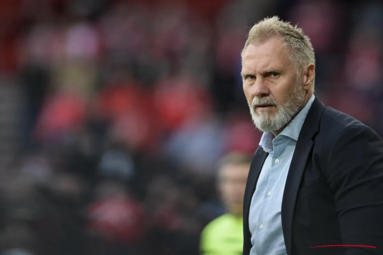 Ex-ref Gumienny heeft duidelijke mening over discutabele fases in Genk en Anderlecht: "Onbegrijpelijk"