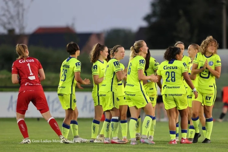 KAA Gent Ladies huldigen nieuw stadion in met elf doelpunten in derby