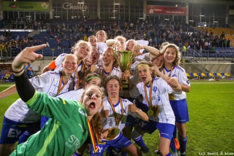KAA Gent Ladies klopt Yellow Flames na beklijvende bekerfinale