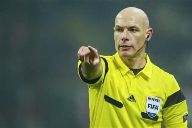 Romance onder topscheidsrechters