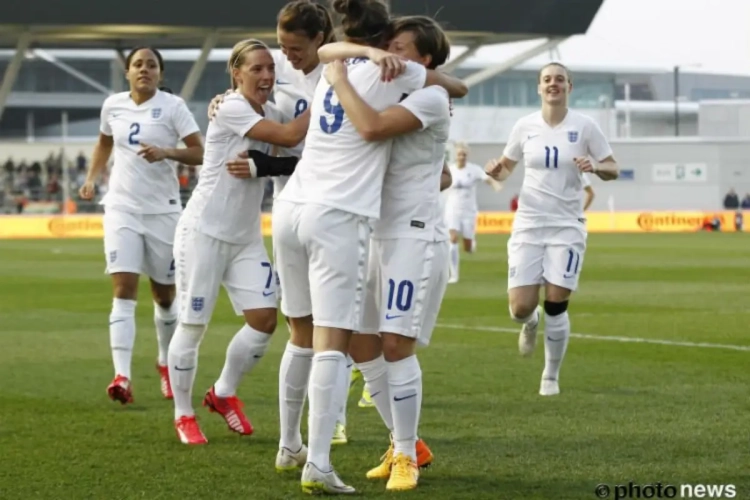 Deze vrouwen nemen het op tegen onze Flames