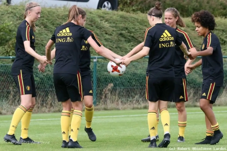 ? Voorbereiding Red Flames richting Roemenië en Italië is begonnen