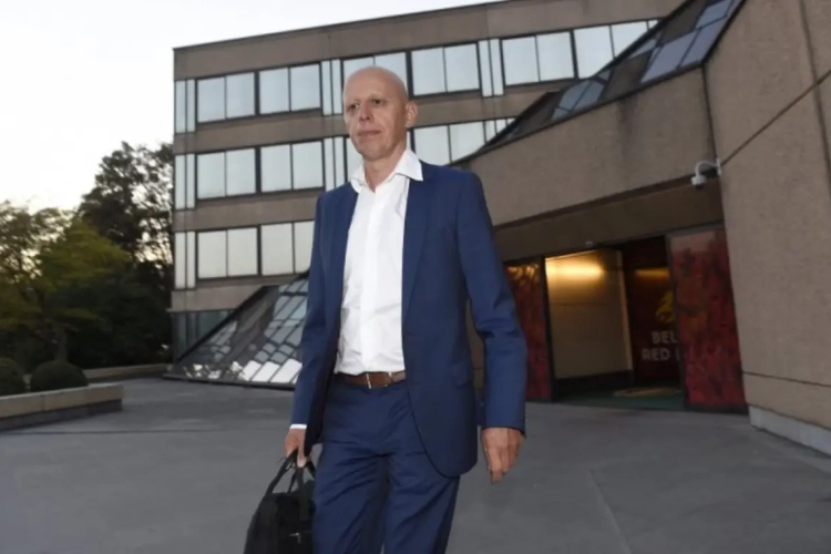 ? Steven Martens spreekt over het vrouwenvoetbal: "Nog veel ruimte voor verbetering"